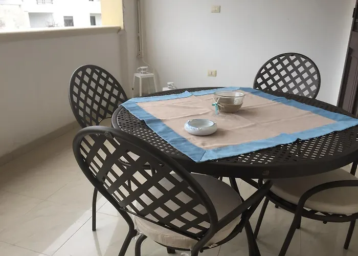 Apartament Striari *